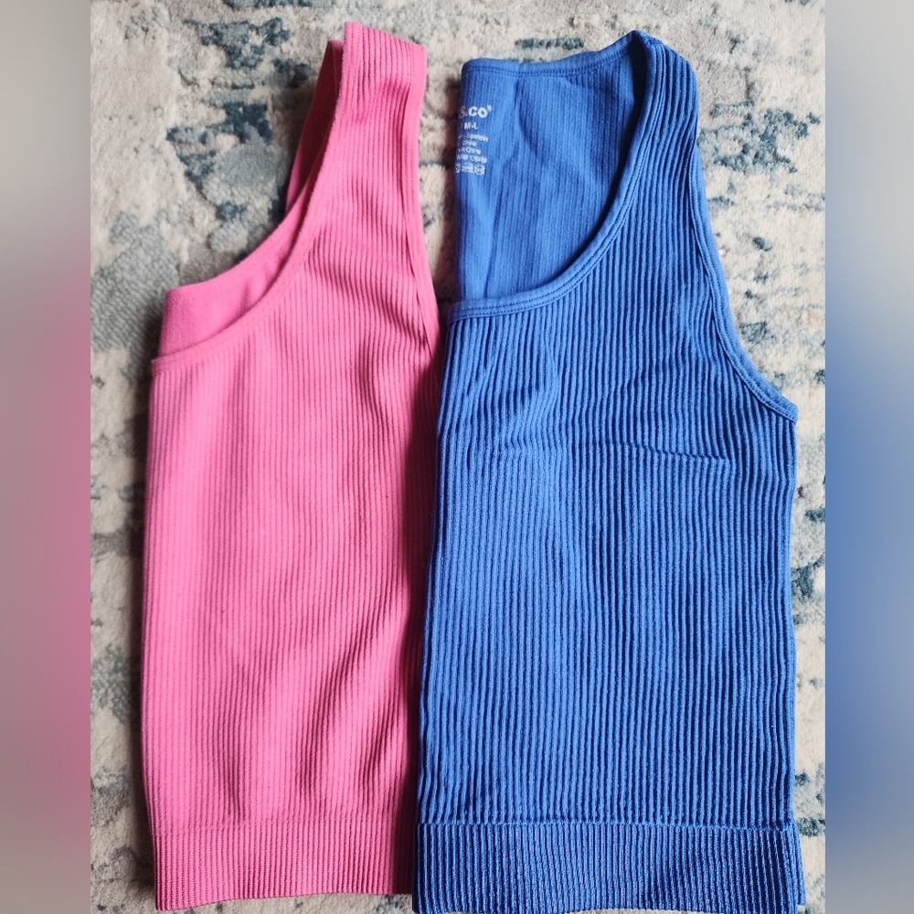 Crop Top Bundle Ribbed Size M/L - Picture 5 of 5